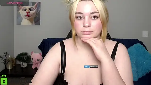GoldyAlexx's Live XXX Chat