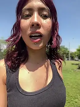 CamiTeaseX_'s Webcam Show