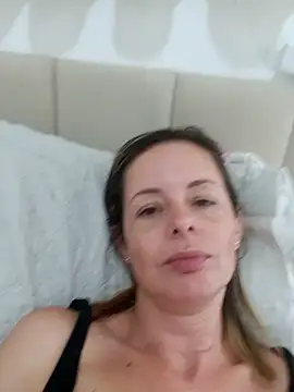 sapequinhaahmister's Live XXX Chat