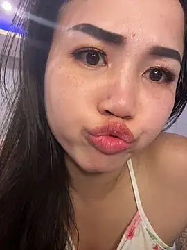 Chat +18 de Bella_nasty69 ao vivo