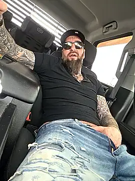 Beardedtattood live XXX chat