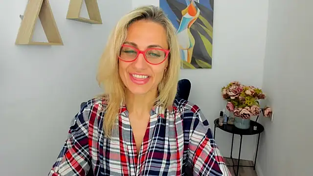 MuseOfStage élő XXX-chatje