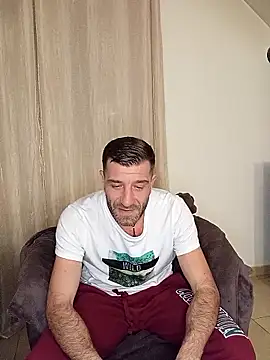 Alexdaniel89 现场XXX聊天