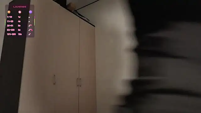 BabySofaのライブXXXチャット