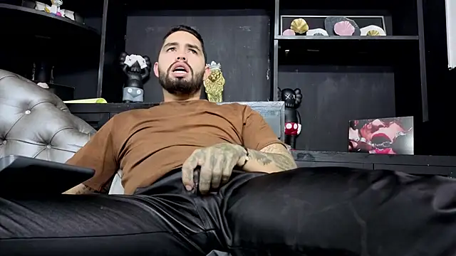 matteosantos 在線直播表演