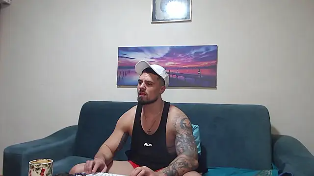 Tiberius_hunk's Webcam Show