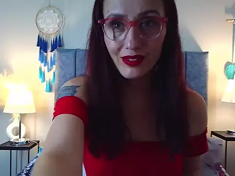 IberianMoonMK live XXX chat