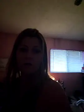 แชท XXX สดของ NikkiBlisss