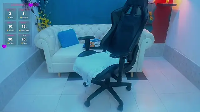 Pertunjukan Kamera Web Miagreys1