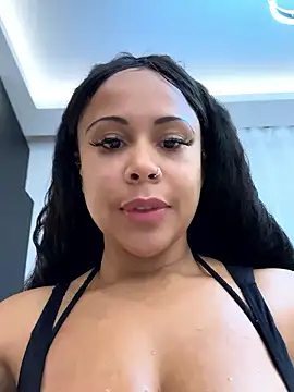 Chat XXX en directo de HaileyDiana