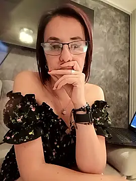 دردشة IsisBlake الجنسية المباشرة