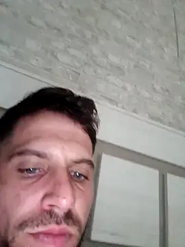 Adrianxxxxxx53's Webcam Show