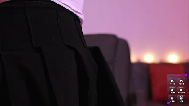 kathieandpovcock1 Adlı Modelin Canlı XXX Sohbeti