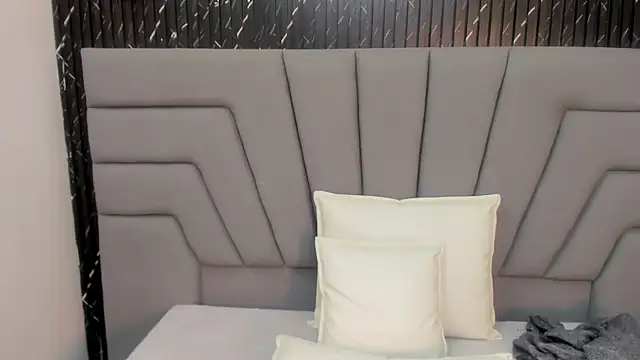 Онлайн чат XXX NaomiSteward