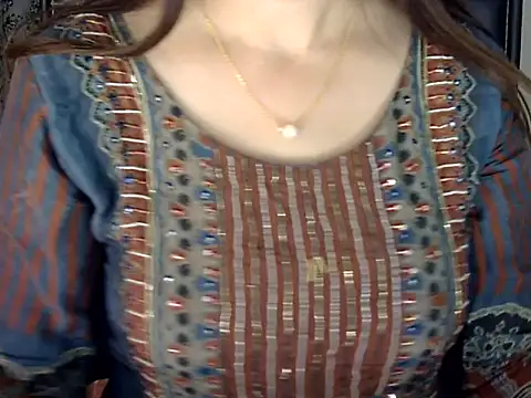 Rumi_cute Pertunjukan Webcam