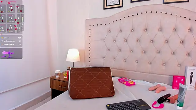 cristhi_esterling Adlı Modelin Canlı XXX Sohbeti