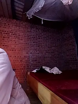 XXX chat uživo modela sowbibi