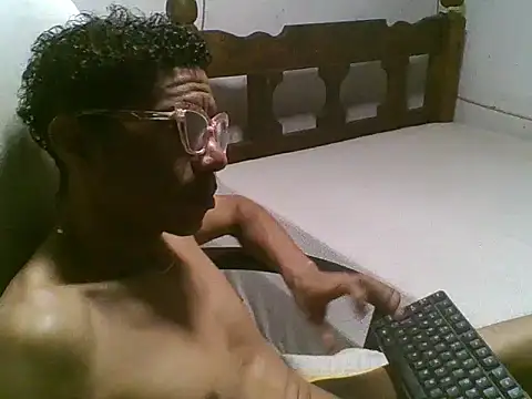 Show modela joseee004 na web-kameri