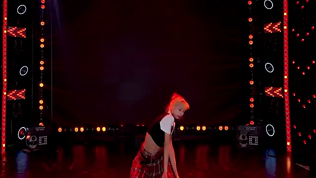 cdyyds003's Live XXX Chat