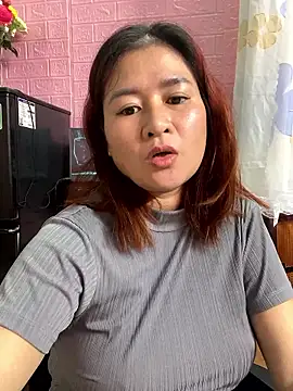 Bollozzy_89's Live XXX Chat