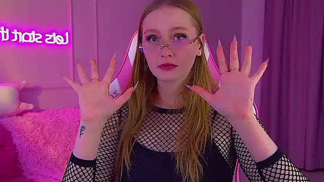 دردشة AgataFoxley الجنسية المباشرة