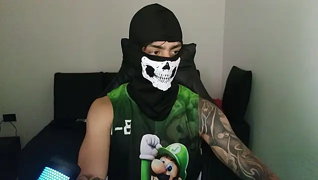 cash_master888's Live XXX Chat