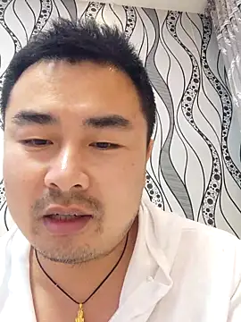 guozuo 在線直播表演