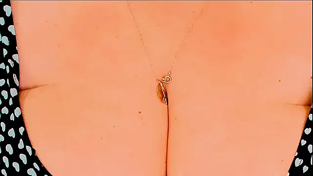 BIGTITSBBW Adlı Modelin Canlı XXX Sohbeti