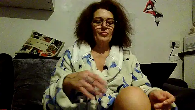 RubyyRoseeのライブXXXチャット