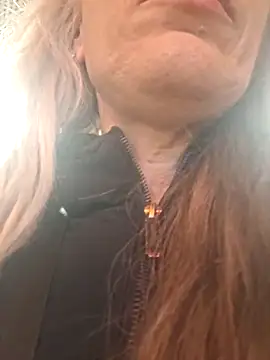 Fantasie-Hot-Sarah 即時 XXX 聊天