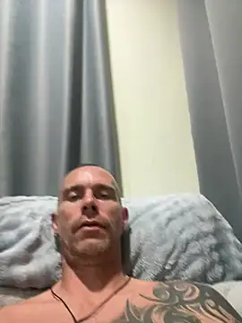 sexytony82 Adlı Modelin Web Kamerası Şovu