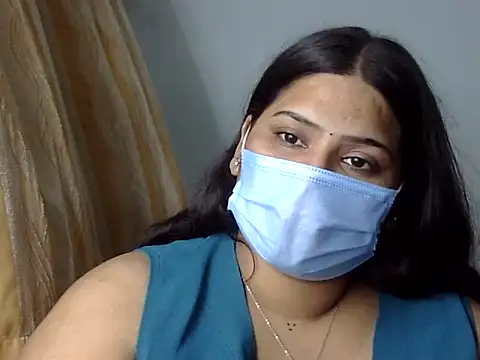 cutelady65 即時 XXX 聊天