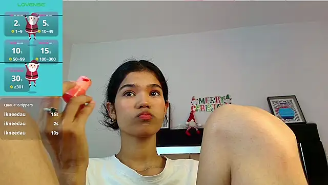 emycarver09's Live XXX Chat