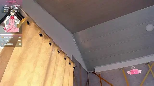 _vaiolet_owo live XXX chat