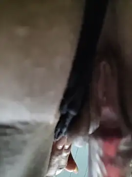 XXX chat uživo modela IndiaPozuda_