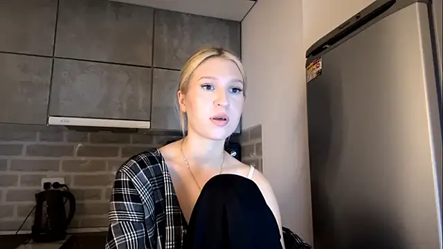 DozyLagging's Live XXX Chat