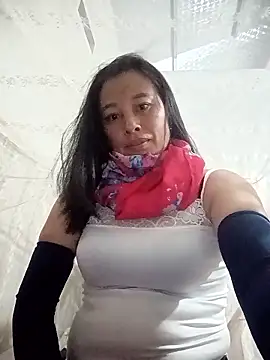 kaia-cam 即時 XXX 聊天