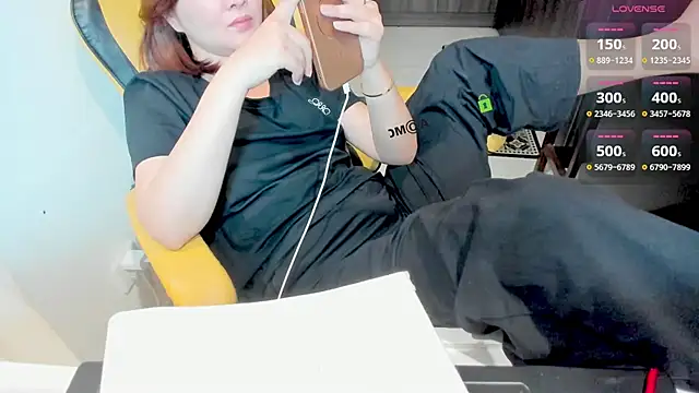 Clumsy_Girl 라이브 XXX 채팅