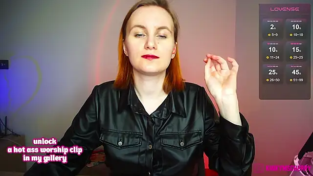 KinkyMissCherry Adlı Modelin Canlı XXX Sohbeti