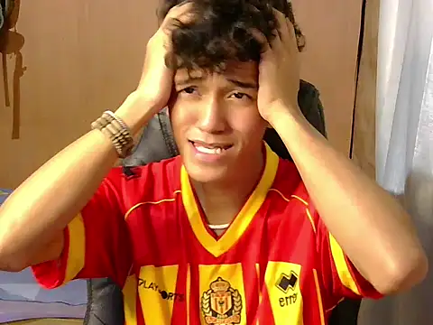 hugekenbigcock 웹캠 쇼