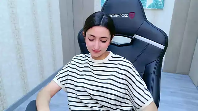 Gloria_Bendall's Live XXX Chat