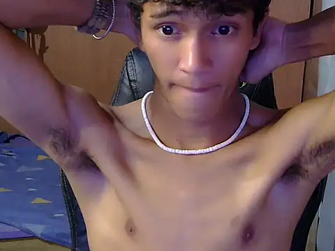 hugekenbigcock Show Webcam