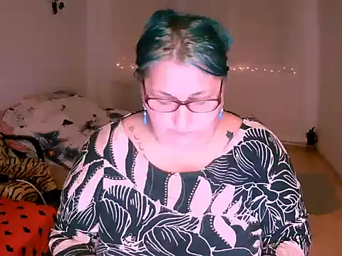 BlondyBigBoobs Adlı Modelin Canlı XXX Sohbeti