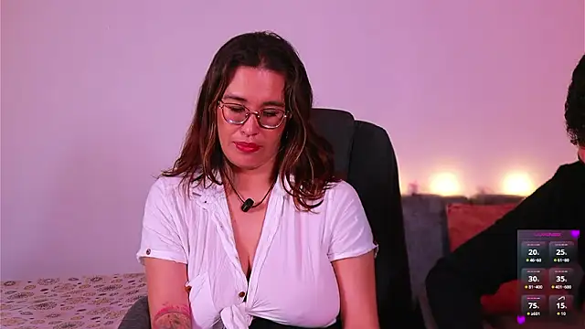 kathieandpovcock1's Live XXX Chat