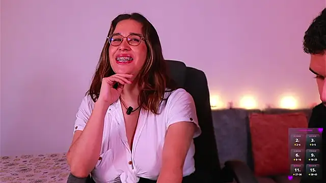 kathieandpovcock1's Live XXX Chat