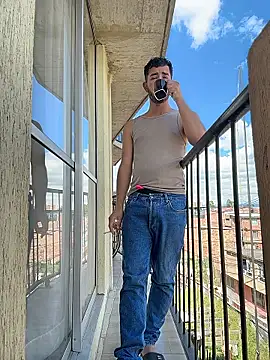 liam_bronw's Webcam Show