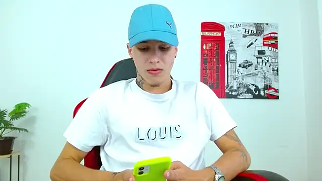 Cumandres18's Webcam Show