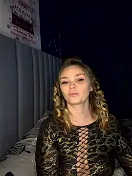 XXX chat uživo modela Sky25x