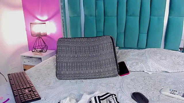 Chat XXX ao vivo de LORENSCOLLINS