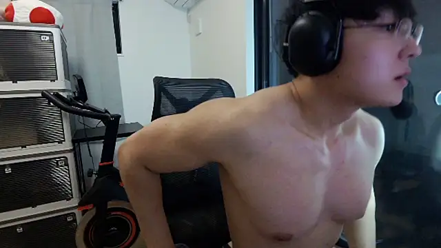 Tkcqcc's Webcam Show